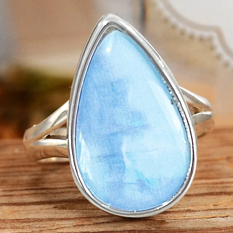 European and American Blue Water Drop Exquisite Ring Female Stickers UV Seal Romantic Classical Style Accessories