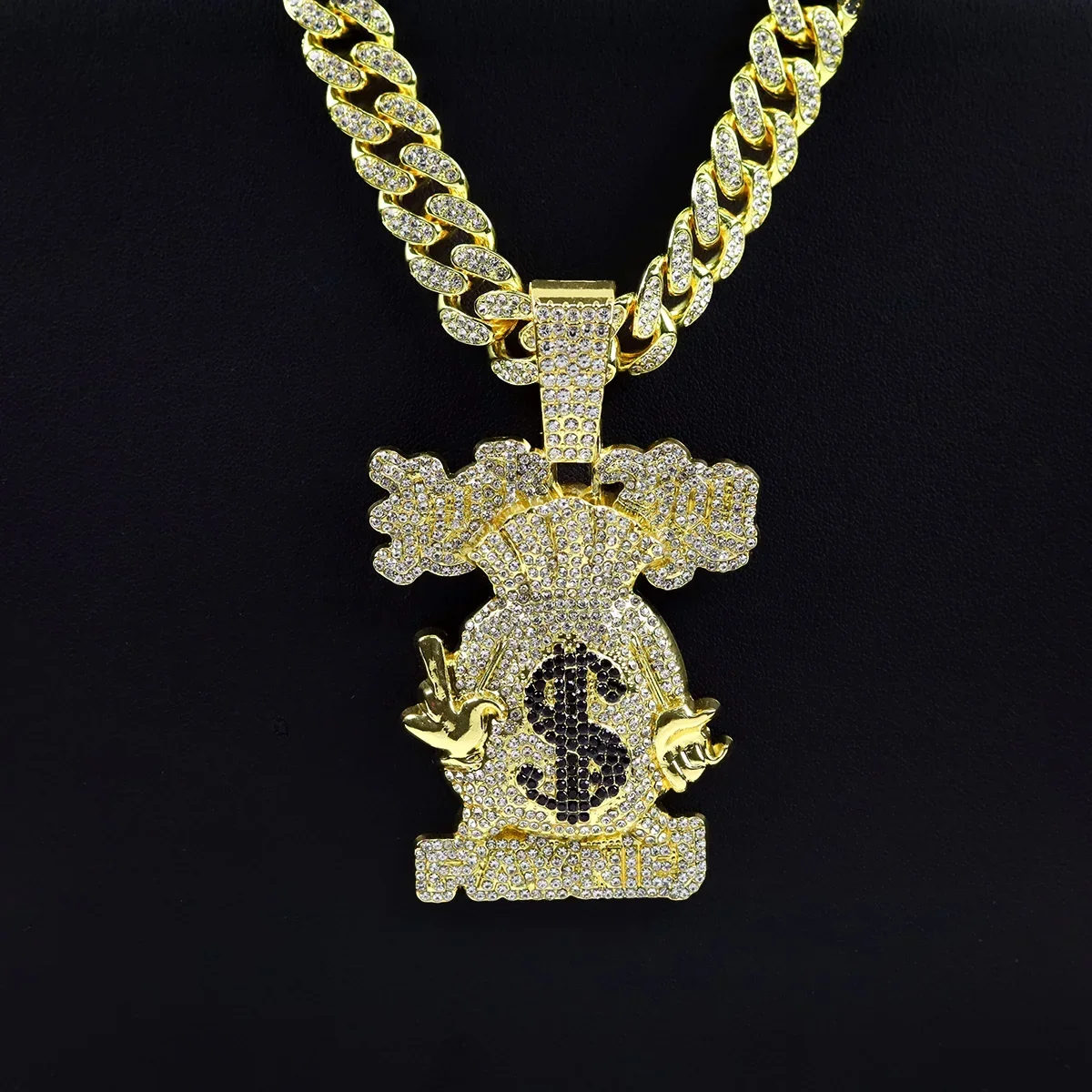 

2024 New style Iced out 15mm big cuban chain punk alloy and full bling rhinestone cartoon money bag pendant necklace