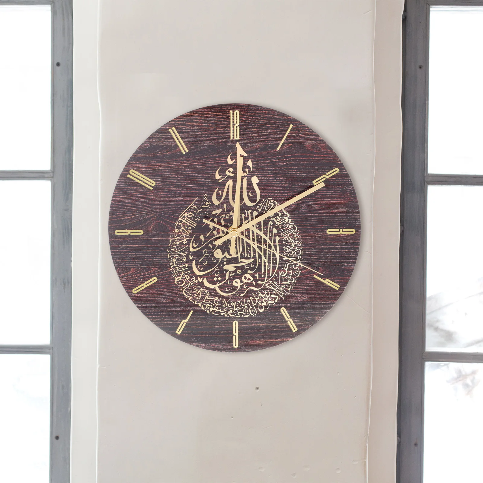 

Big Round Wall Clock Acrylic Silent Bedroom Decor Office Vintage Powered Large Size Non Ticking Hanging Clocks
