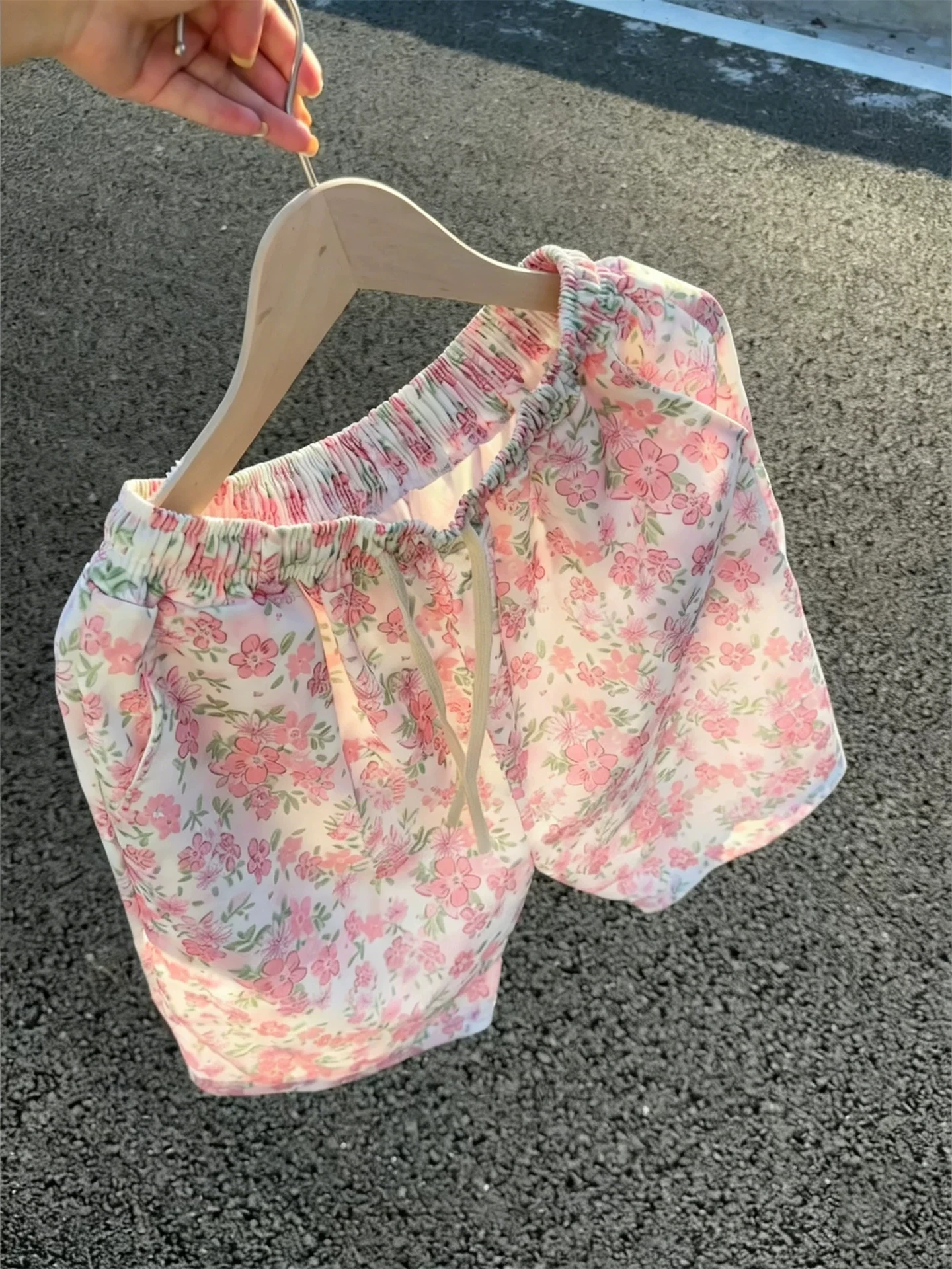 

Hawaii Floral Print Men's Short Pants Summer Ice Silk Quick Dry Beach Couple Vacation Four Five Split Pants Loose Fit mid Waist