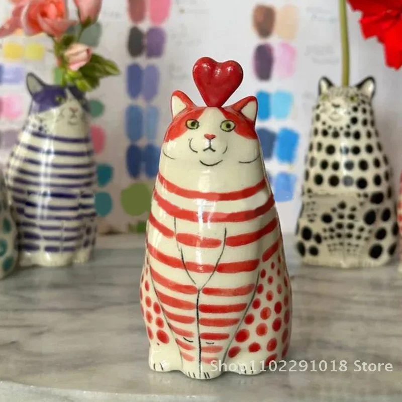 Vase | Resin Crafts Polka Dot Cat Vase For Cat Lovers