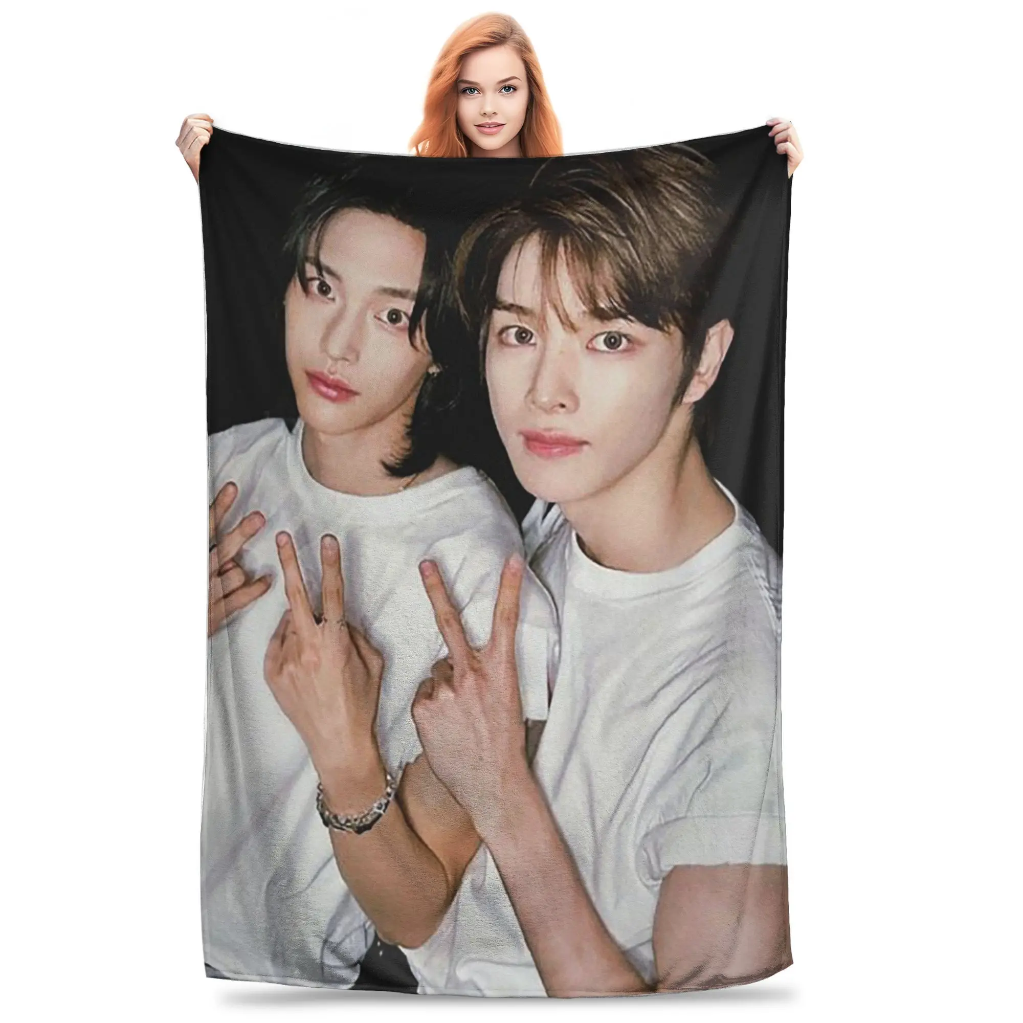Flannel Throw Blanket R-RIIZE Wonbin & Anton Warm Plush Blankets Soft Bedding for Bed Living room Home Travel Couch