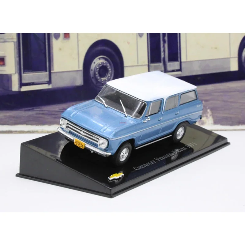 

Diecast IXO 1: 43 Scale V ERANEIO S LUXE 1971 Alloy Car Model Collection Display Ornament Toy Gift