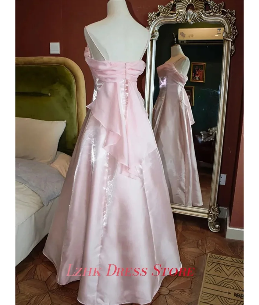 تخصيص مثير الساتان ألف خط السباغيتي الأشرطة مساء اللباس جودة عالية حمالة أكمام الطابق طول فساتين المشاهير