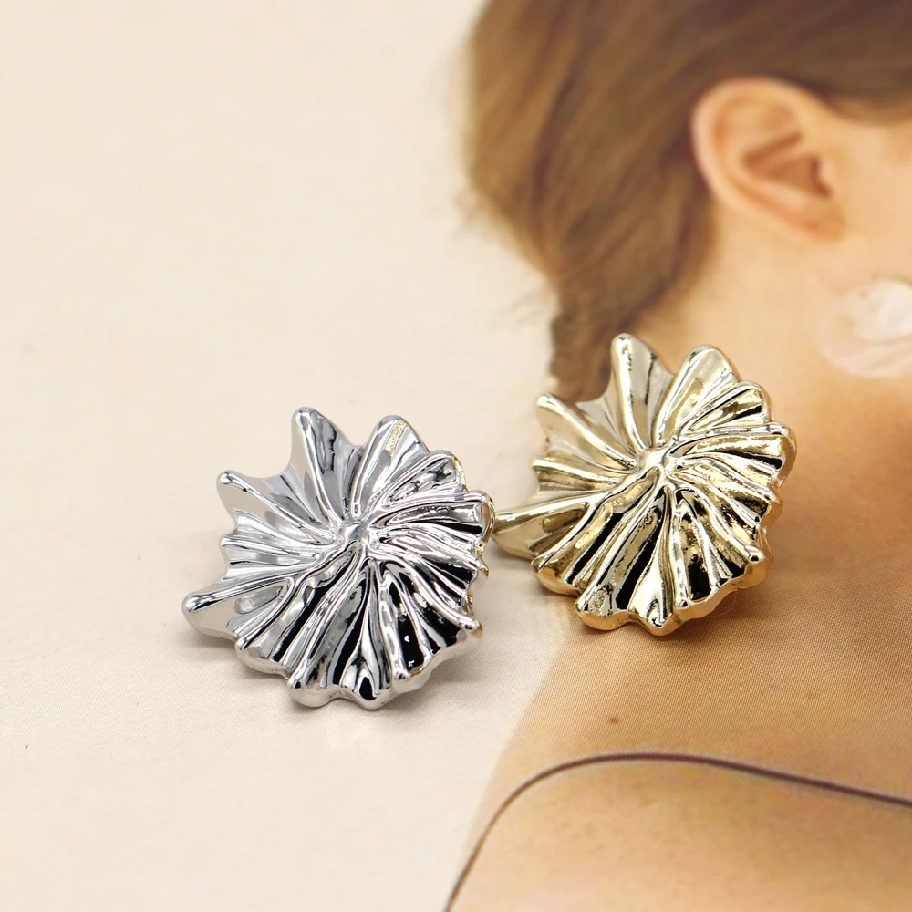 HENGC 20/23/40 مللي متر موضة زهرة شكل الذهب أزرار معدنية للملابس النساء بدلة معطف الزينة اليدوية الخياطة اكسسوارات