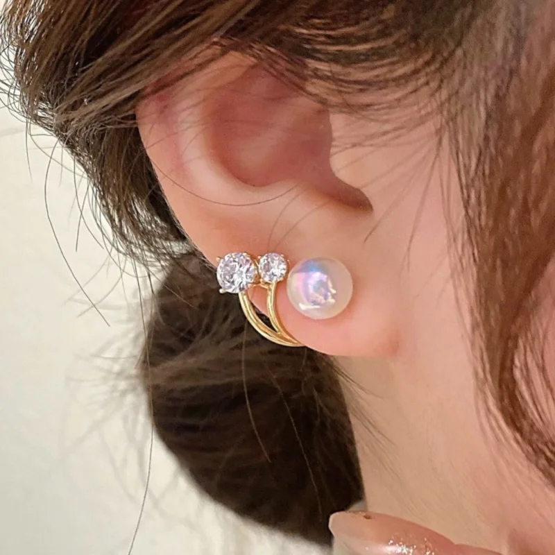 

Korean Jewelry Pearl Earrings2022New Year's Trendy Earrings High-Value Stud Earrings for WomeninsElegant and Stylish Earrings