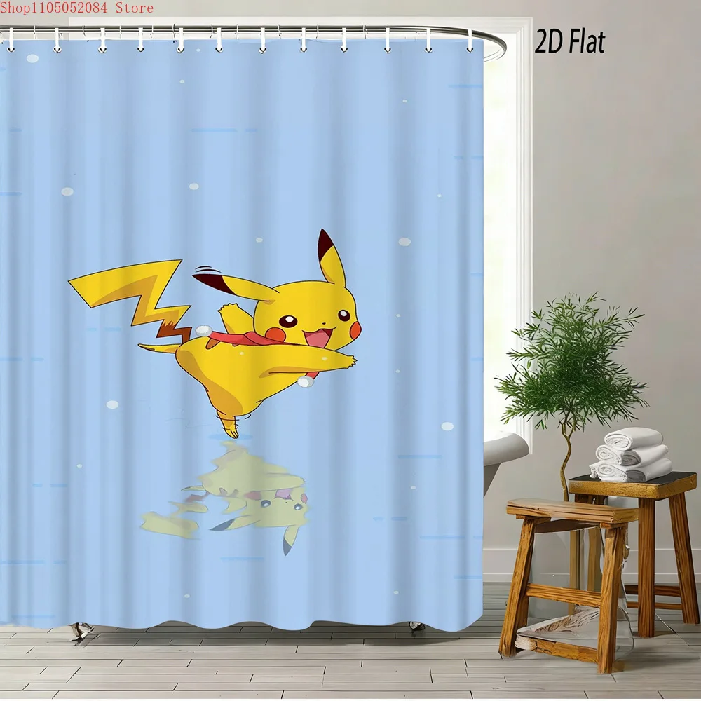 

Водонепроницаемая занавеска для душа с 2D-принтом «Пикачу: Зимний прыжок по снегу с отражением» (серия «Покемон»), мягкий светло-голубой снежный фон