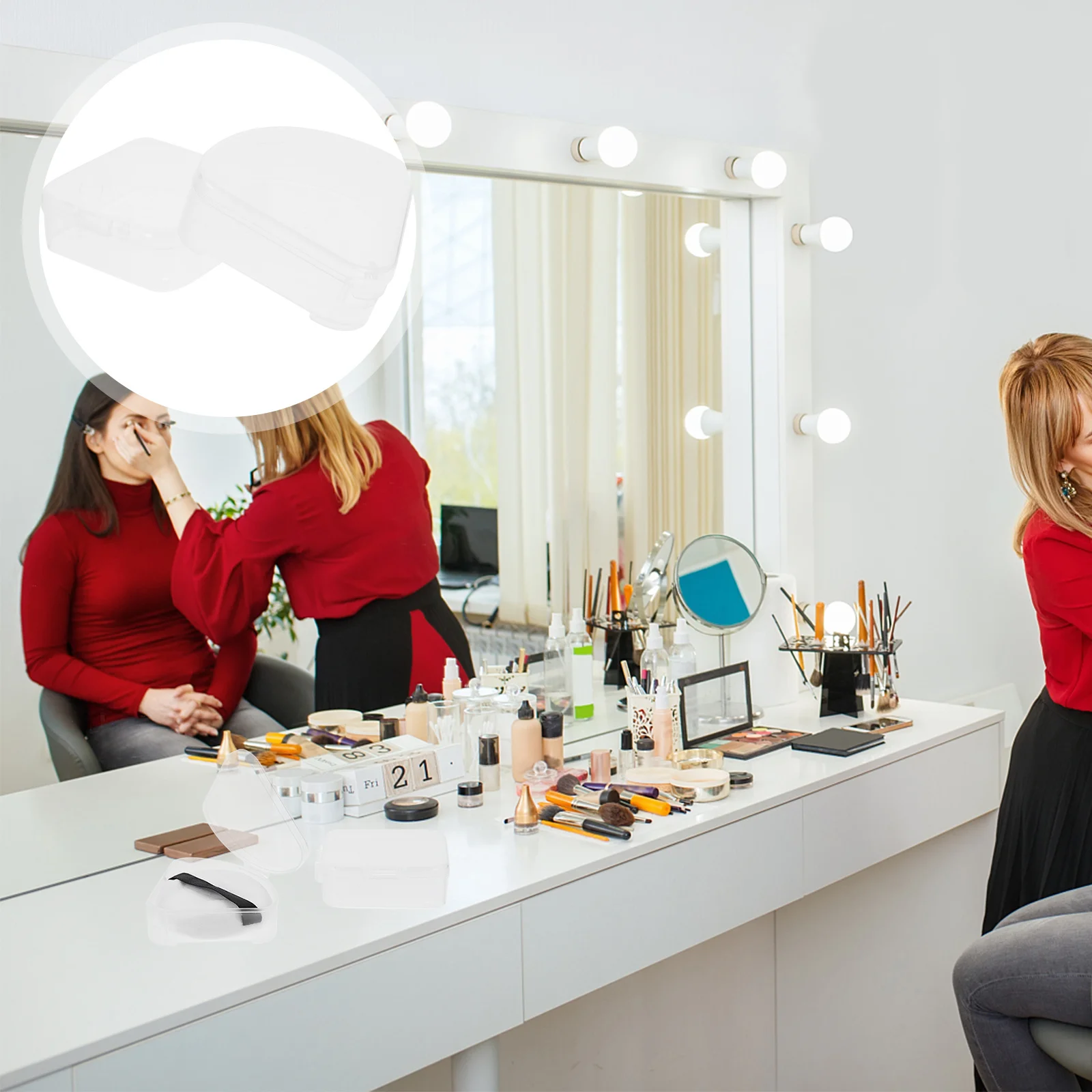 8 قطع من صندوق نفخة البودرة، إسفنجة مكياج بلاستيكية صغيرة، حقيبة تخزين شفافة على شكل مثلث مربع لحماية الغبار