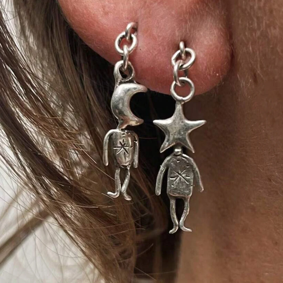 1 paar gouden kleur en zilverkleurige retro ster- en maanvormige oorbellen creatieve asymmetrische damesoorbellen sieraden