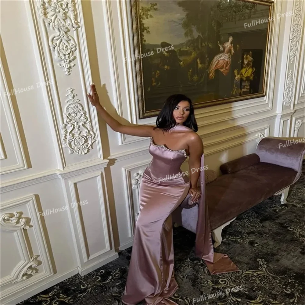 Abito da sera sexy a sirena in cristallo con perline affascinanti e affascinanti su misura, abito da festa lungo fino al pavimento con pieghe e strascico