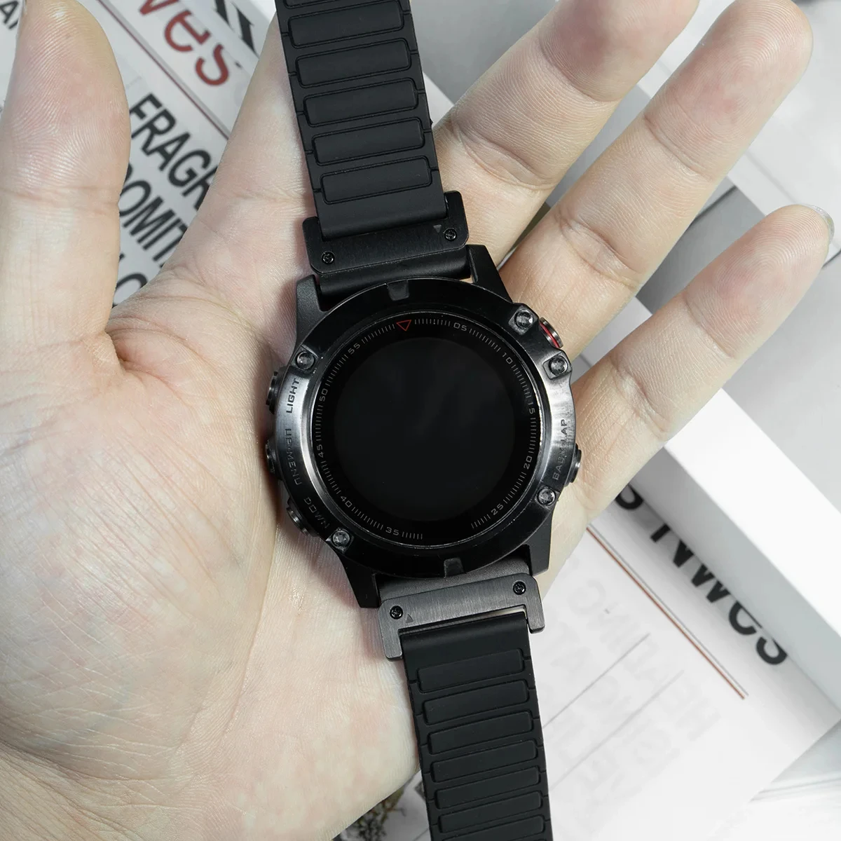 22 26 mm Quick Fit Silikonarmband für Garmin Fenix 8 47 mm/Fenix E/Fenix 6 Pro/6/7/7 Pro/5/5 Plus Band für Forerunner 965/955/945 – Detail 8