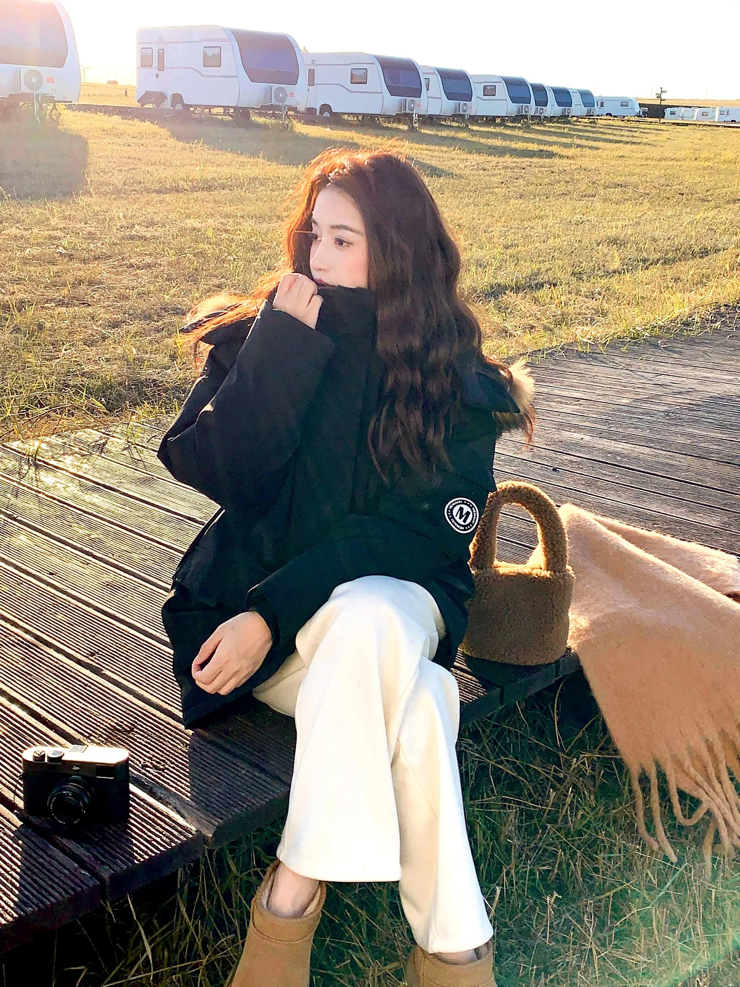 

Padded Hooded Jacket Women's Mid-Length Thickened Duck down Warm Outerwear Commute Style Loose Fit White Duck Feather Coat