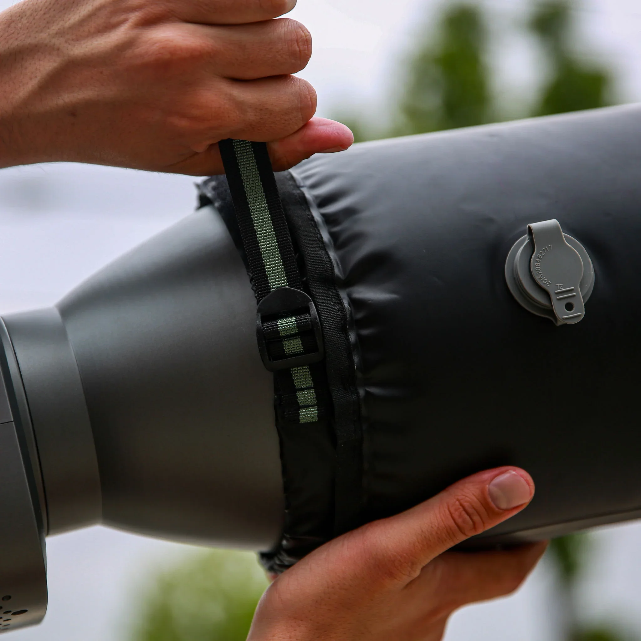 LIGHTBANK FlyNoodle AIR TUBE MODIFIER 1X4\', Bowen inflatable Softbox for mount light