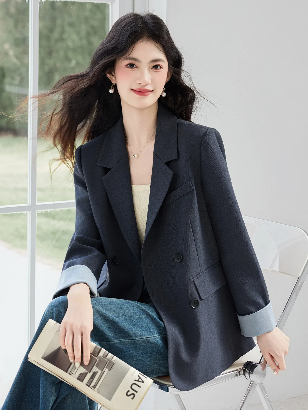 

Модный короткий пиджак для женщин, повседневный, в корейском стиле, весенняя новинка, из полиэстера, теплый, прямого кроя