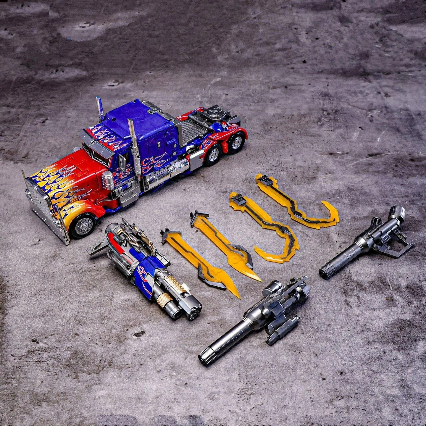 In Stock, Transforming Toy CT-10 Optimus Prime, Muscle Chest Super Leader, Movie 3 Finished Model Robot, Gift & Collectible