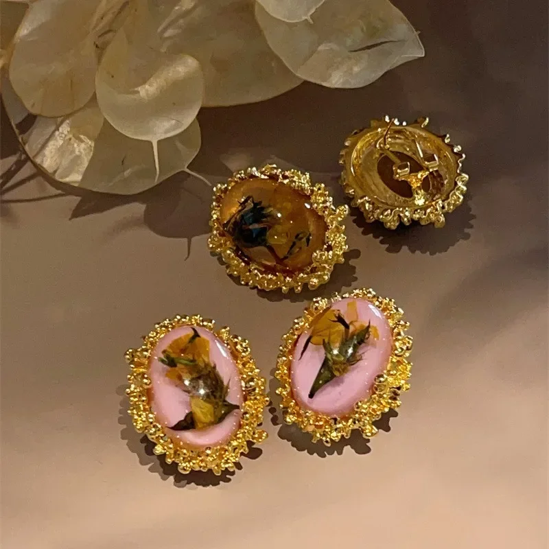 2024 Women Coloured Dried Flower Amber Stud Earrings Vintage 18K Matte 18K Gold Plated Earrings Exquisite Design Jewelry Party