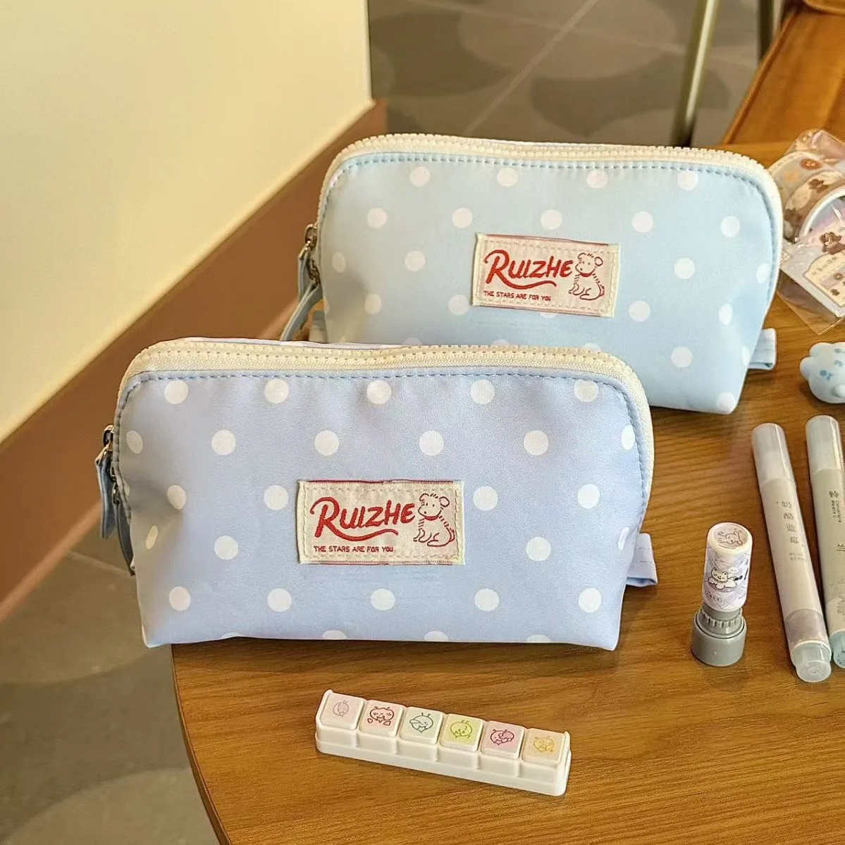 Multi functional pencil case, polka dot large capacity stationery bag, makeup brush storage bag, portable travel makeup bag