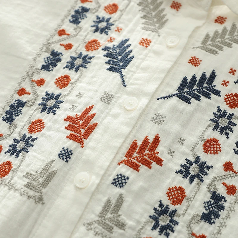 Neues 2025, Frühlings-Baumwollgarn-Langarmshirt, Damen-Umlegekragen-Stickerei, weiche, lockere Bluse im Ethno-Stil für Mädchen T52422CC