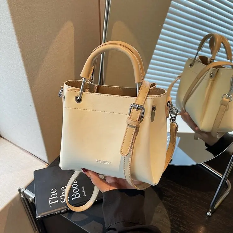 

Vintage Style Women Handbag Durable Dome Shape Shoulder Bag Casual Daily Crossbody Purse