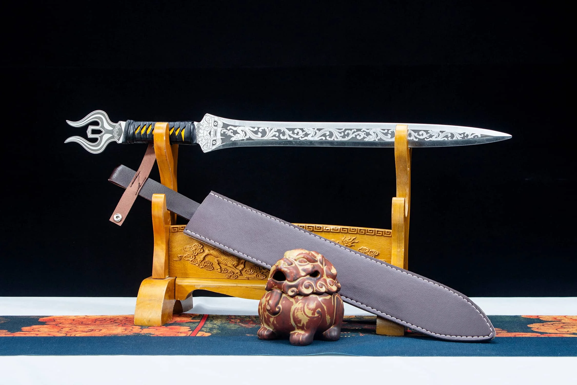 

Короткий меч из нержавеющей стали, 64 см