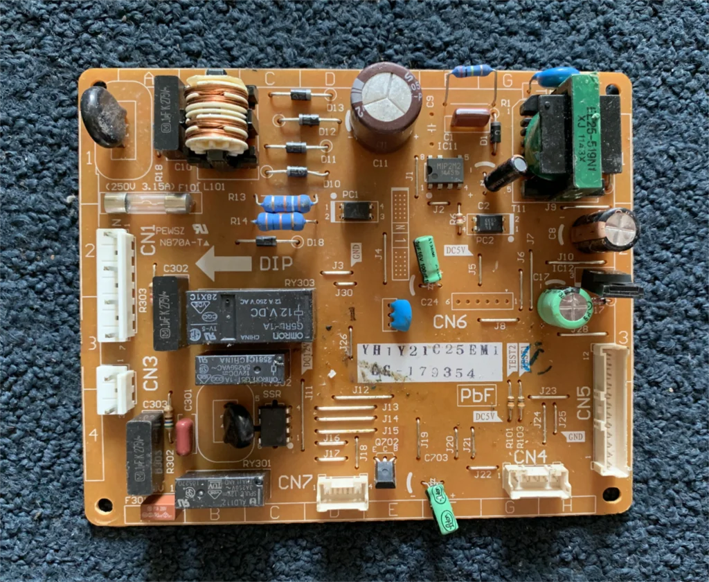 

Плата материнская SBG-179354 YH1X05C25EM1, тестирование пройдено.