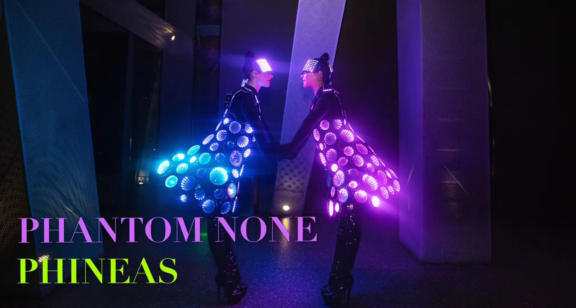 

Led Party Show Dress New Year Christmas Parade Costume Colorful Luminous LED Bar Gogo Performance Cloth