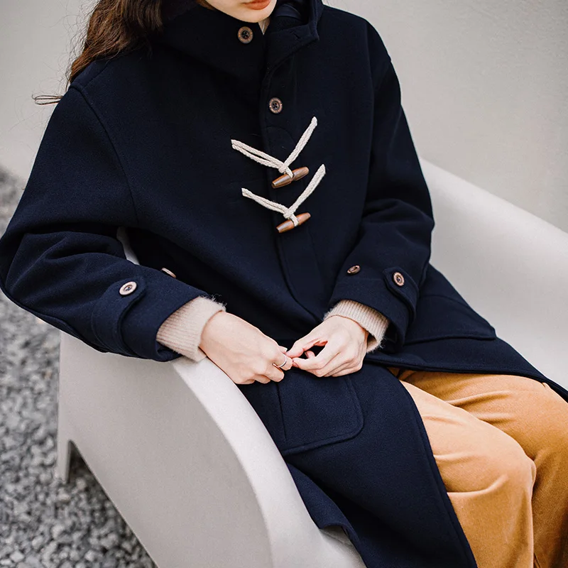 Damski płaszcz Maden, imitacja wełny, z kapturem, gruba kurtka zimowa, średniej długości, w stylu vintage preppy, luźny krój, do pracy, z guzikami z rogu.