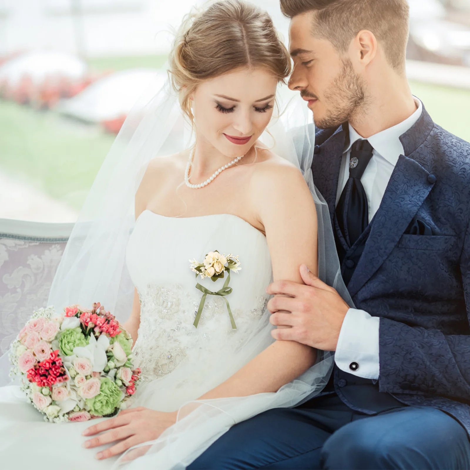 

High Realistic Fake Flower Wrist Corsage Bridal Bridesmaid Wedding Flower Bracelet Wristlet Floral Decoration Corsage Wristlet