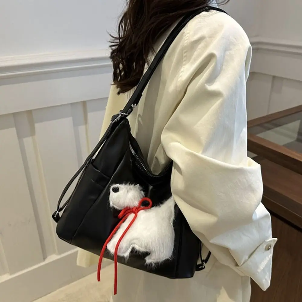 かわいいPUレザー女性用トートバッグ、無地ソフトな脇の下ポーチ、大容量プラッシュパピーカジュアルバックパック、旅行用