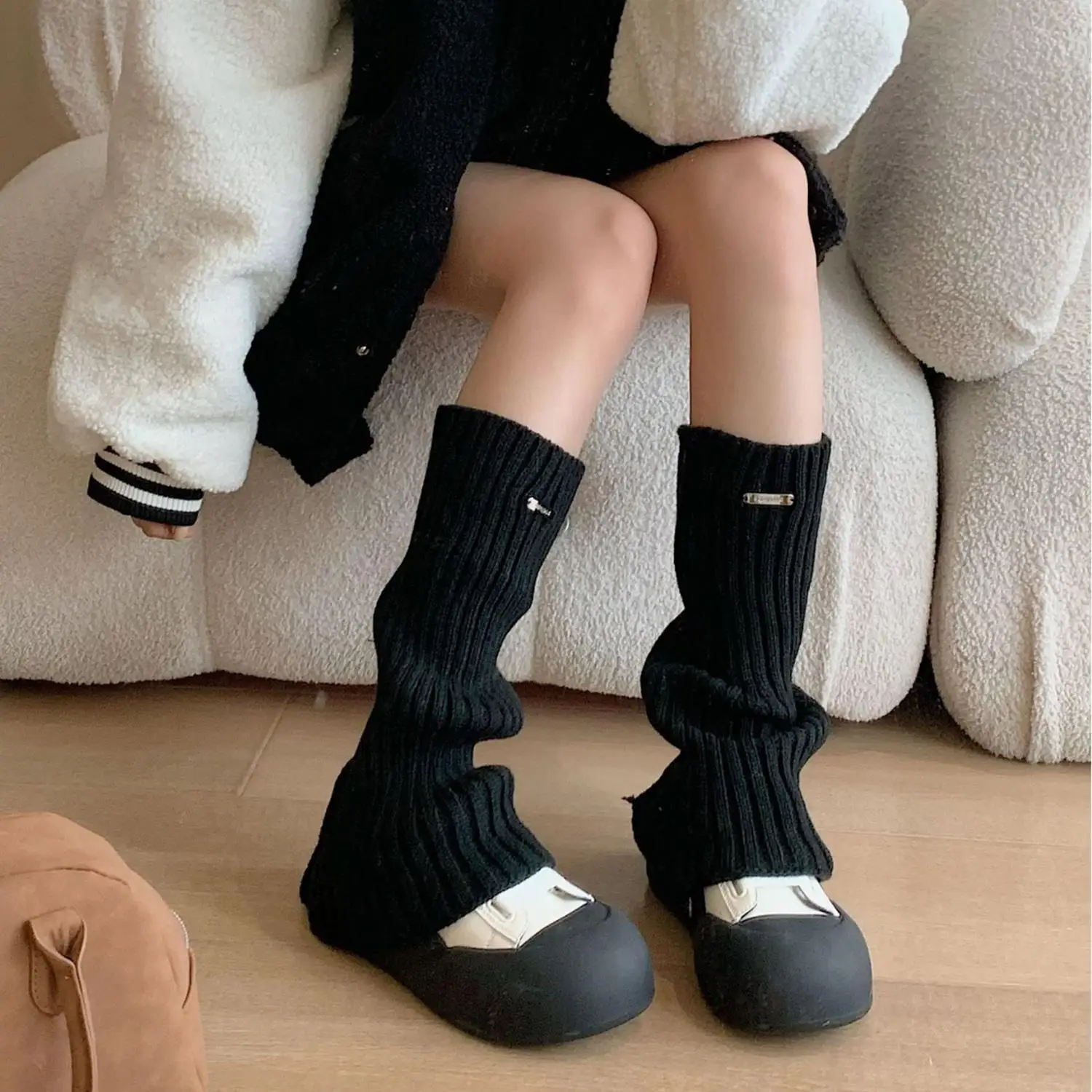 

Autumn and Winter Leg Warmers Japanese Metal Label Socks Female Knitted Warm Foot Cover White Black Y2K Stockings Leg Warmers