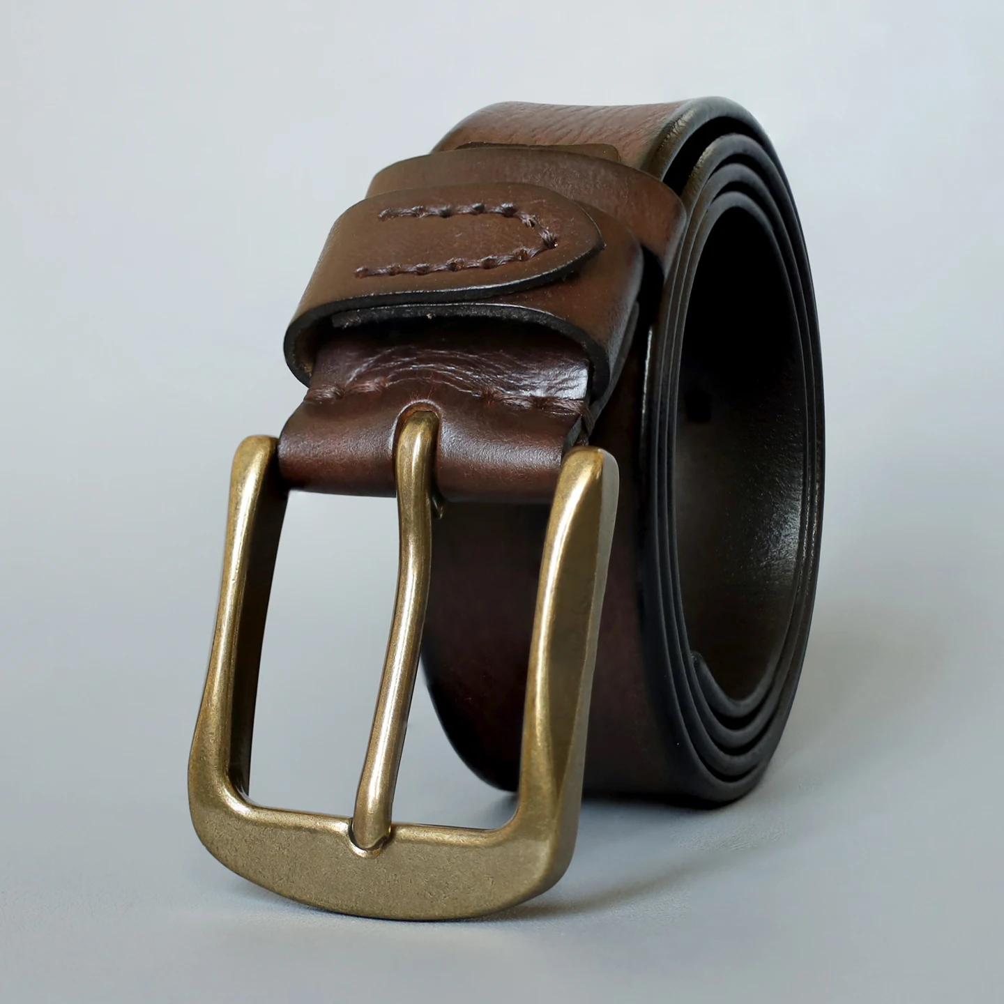 handmade-brass-buckle-leather-belt-casual-men's-waist-belt-top-layer-cowhide-vintage-style-fashion-accessory-for-all-ages