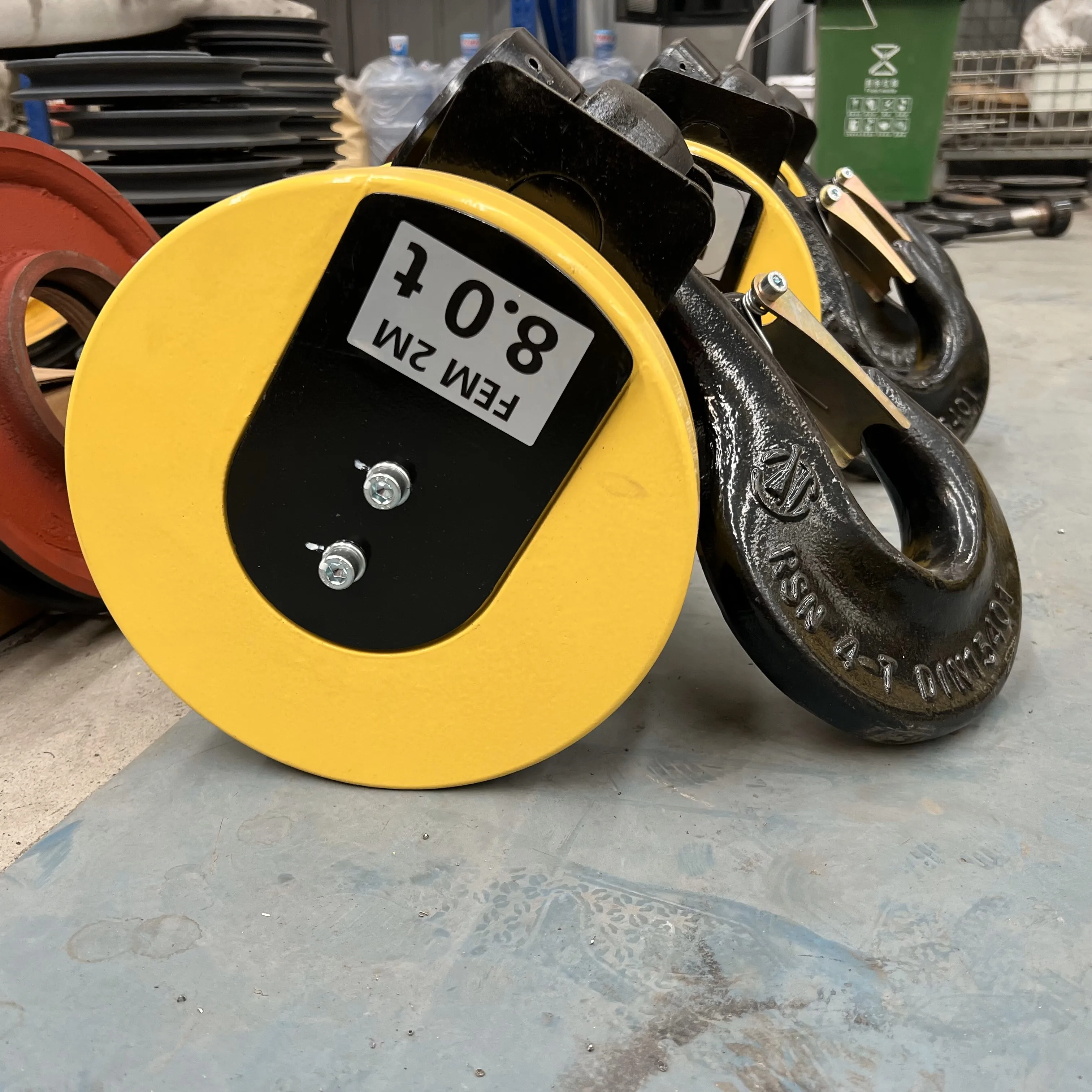 European Type Crane Use Forged Standard Hook Block Crane Spare Parts Forged Lifting Hoist Hook 10T 20t