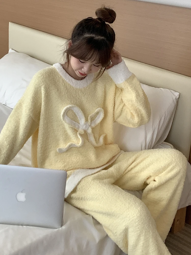 Sweet Bowknot Pullover Pajamas Women 2024 Winter Soft Two Piece Sets Coral Fleece Round Collar Sleepwear Korean Style Yellow