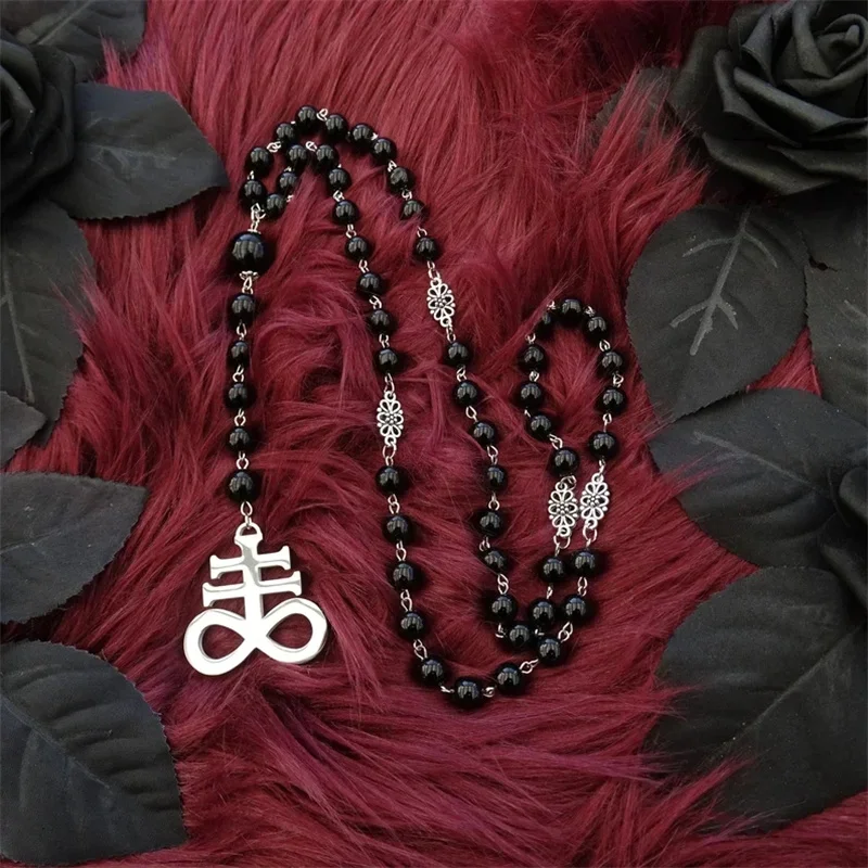 Rosario negro personalizado con Cruz Leviatán de acero inoxidable, collar satánico, collar de perlas negras, cadena de oración de demonios