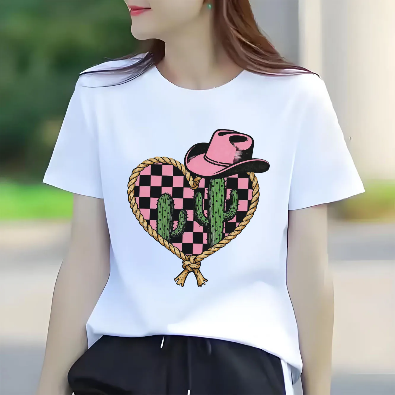 レトロなウエスタン カウボーイ ハット プリント レディース 半袖 Tシャツ 夏 ラウンドネック 多用途な日常使用に適しています