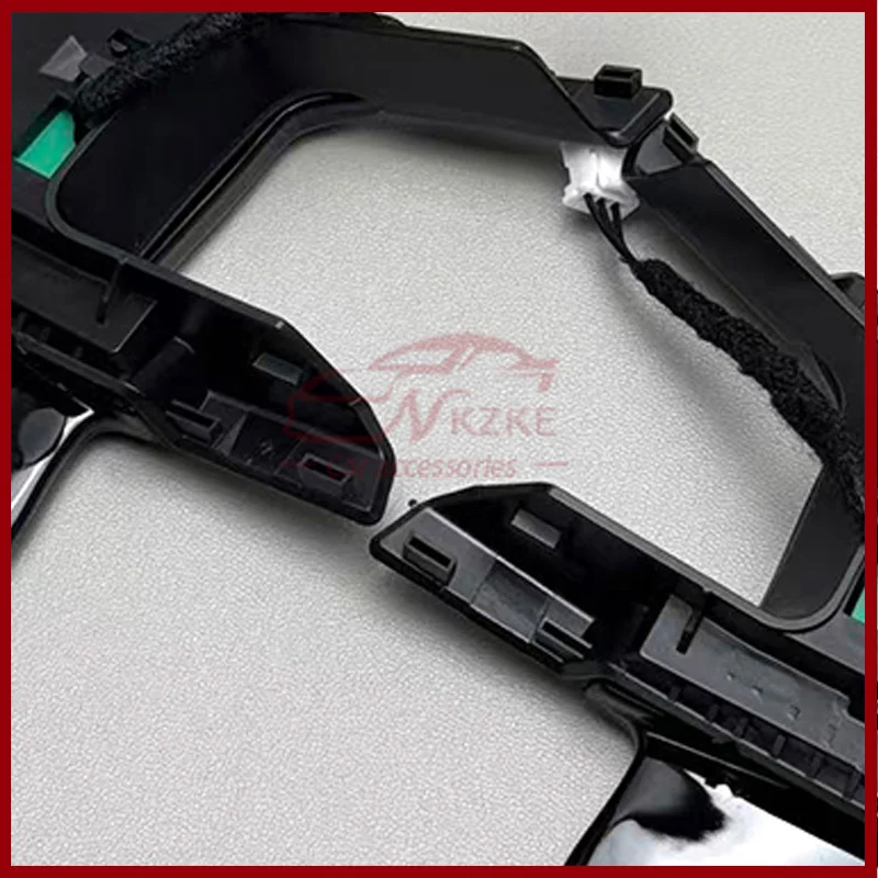 Suitable for Volkswagen Golf 7/7.5 GTI/R sport steering wheel, black piano paint shift paddles, high-end customized accessories