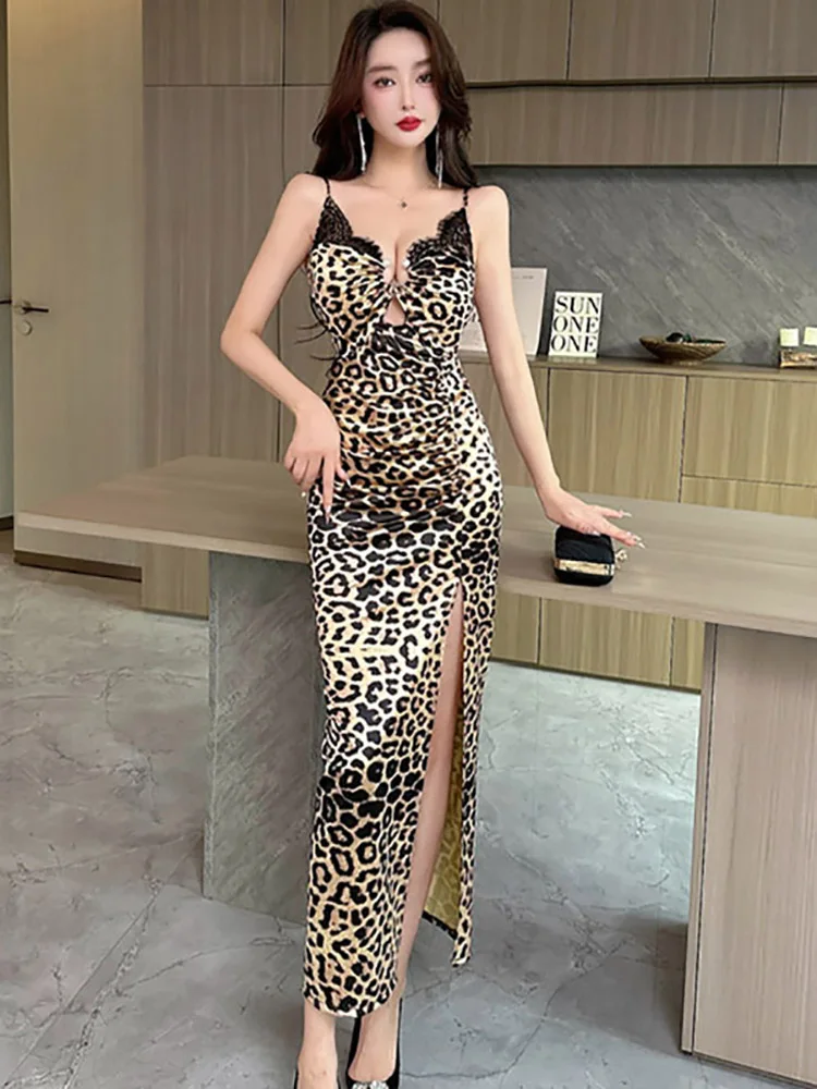 2025 Abito da donna sexy con fionda in pizzo patchwork di raso rosso Abito elegante di lusso da donna Abito estivo coreano vintage aderente da ballo