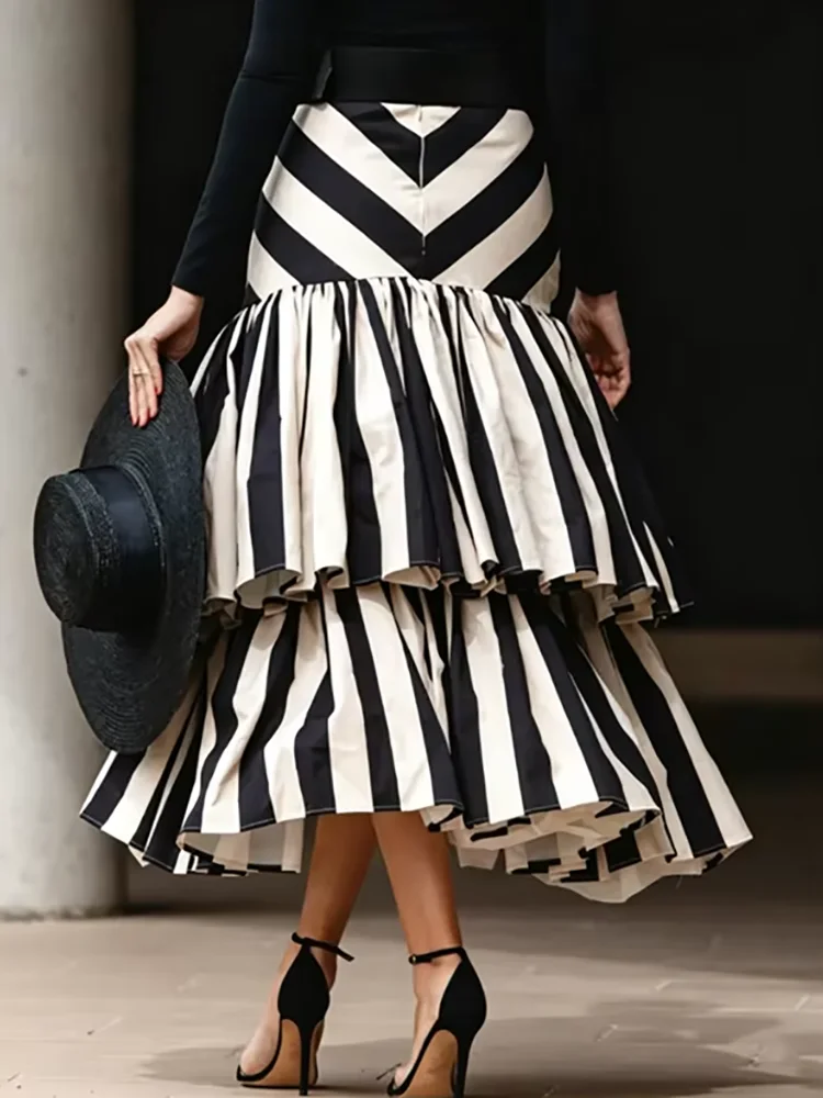 New Elegant Black White Striped Print Patchwork Maxi Skirt for Women Spring Autumn Fashion Streetwear Holiday Simple Cake Skirts