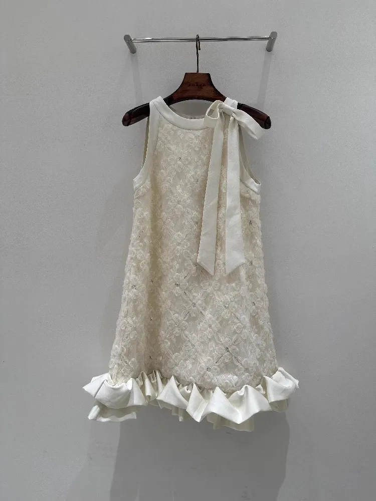 甘い女性フリルスプライシングレース花ノースリーブタンクドレスちょう結びエレガントな夏のパーティーフレンチスタイルの女性 A ラインショートドレス