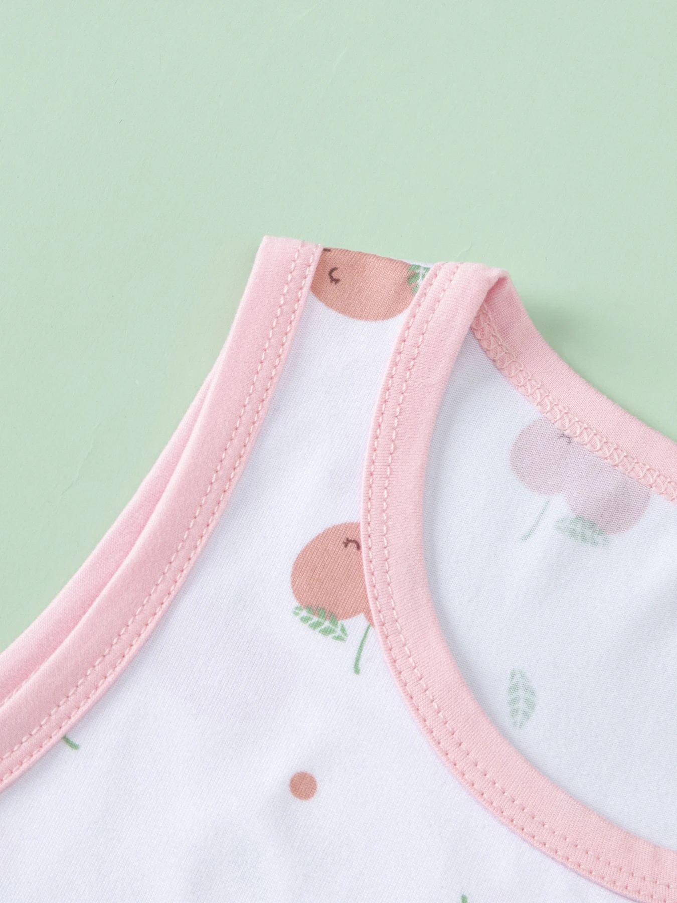 3-teiliges süßes und niedliches Vier-Jahreszeiten-Weste-Set für Mädchen, bequemes ärmelloses T-Shirt mit Rundhalsausschnitt, lässiges, vielseitiges Cartoon-Oberteil für Kinder – Detail 16