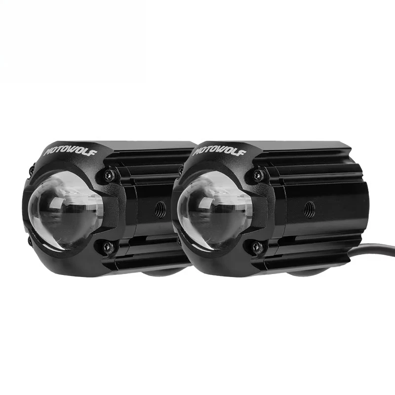 

MOTOWOLF L2 Small and Exquisite LED Spotlight for Nighttime Outdoor Cycling.