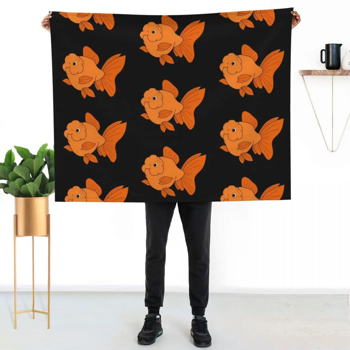 

Cute fancy goldfish Throw Blanket Lightweight Warm Blanket for Travel Camping