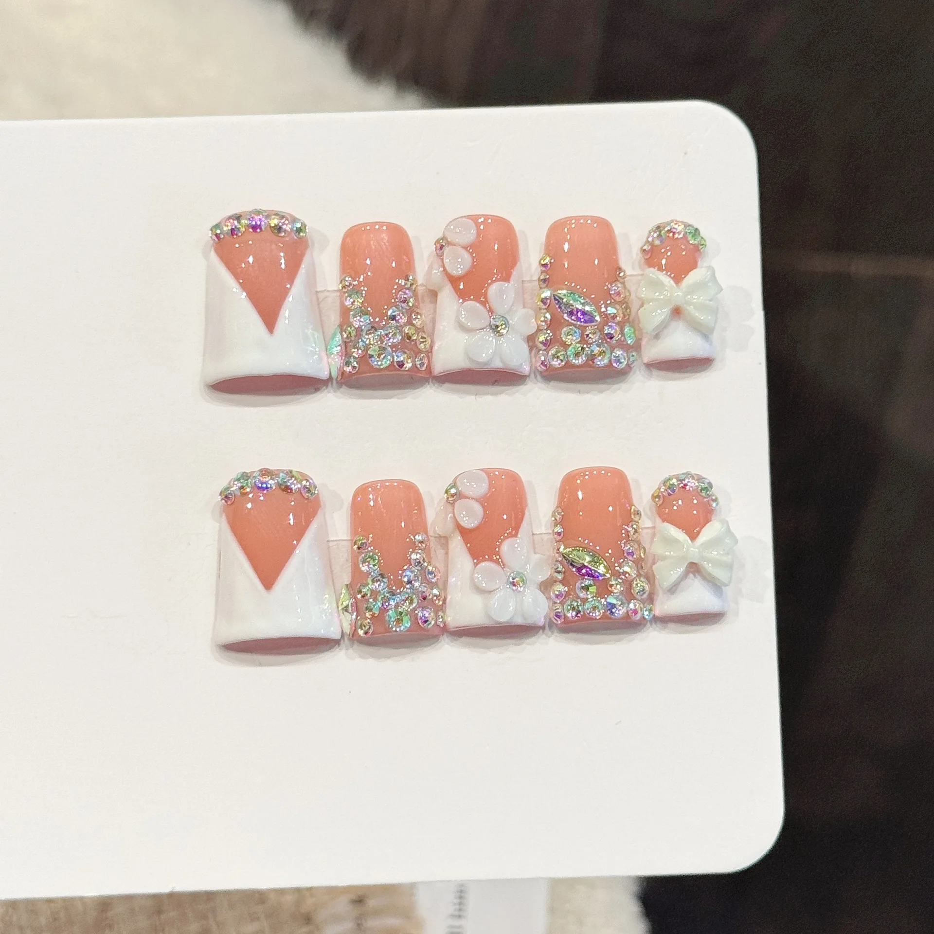 10PCS Luxury Handmade Press On Nails Pink White Bow Rhinestone Duckbill Design Glamorous False Nails With 4-PIECE Tool Adhesive