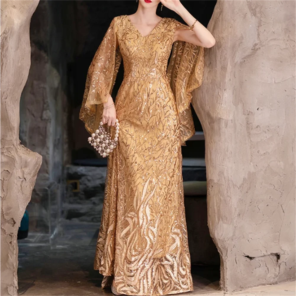 

2023 Elegant V-Neck A-Line Floor-Length Mother Of The Bridal Dresses Gold Sequin Long Wedding Party Gowns