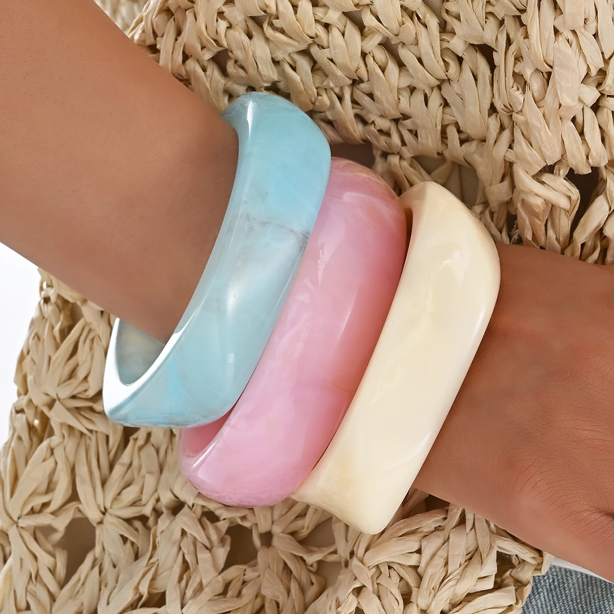 3Pcs/Set Exaggerated Resin Wide Bangles Bracelet for Women Vintage Fashion Irregular Stackable Bangles Y2K Daily Wear Jewelry