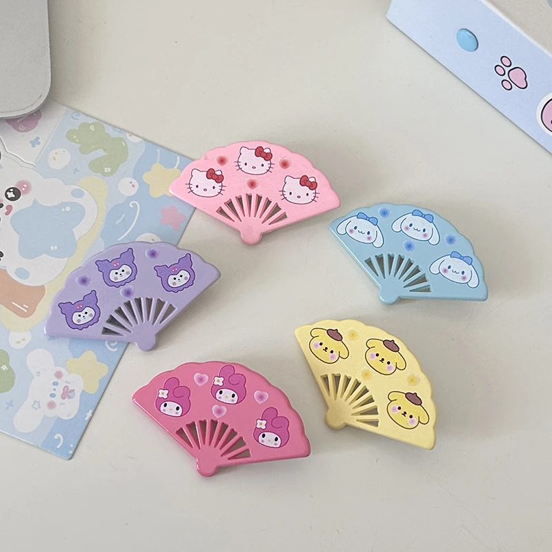 1Pair Cute Cartoon Small Fan Hairpin Sweet Melody Cinnamoroll Kuromi Purin Pochacco Kt Cat Hairpin Śmieszne akcesoria do włosów