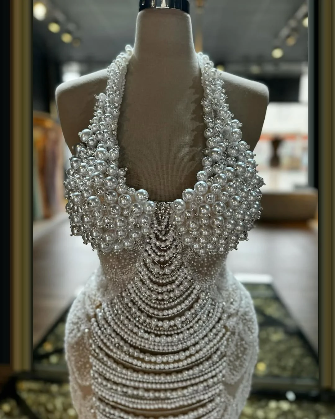 Customized Beading Pearl Prom Dresses  Exquisite Split Floor-Length Formal Dresses