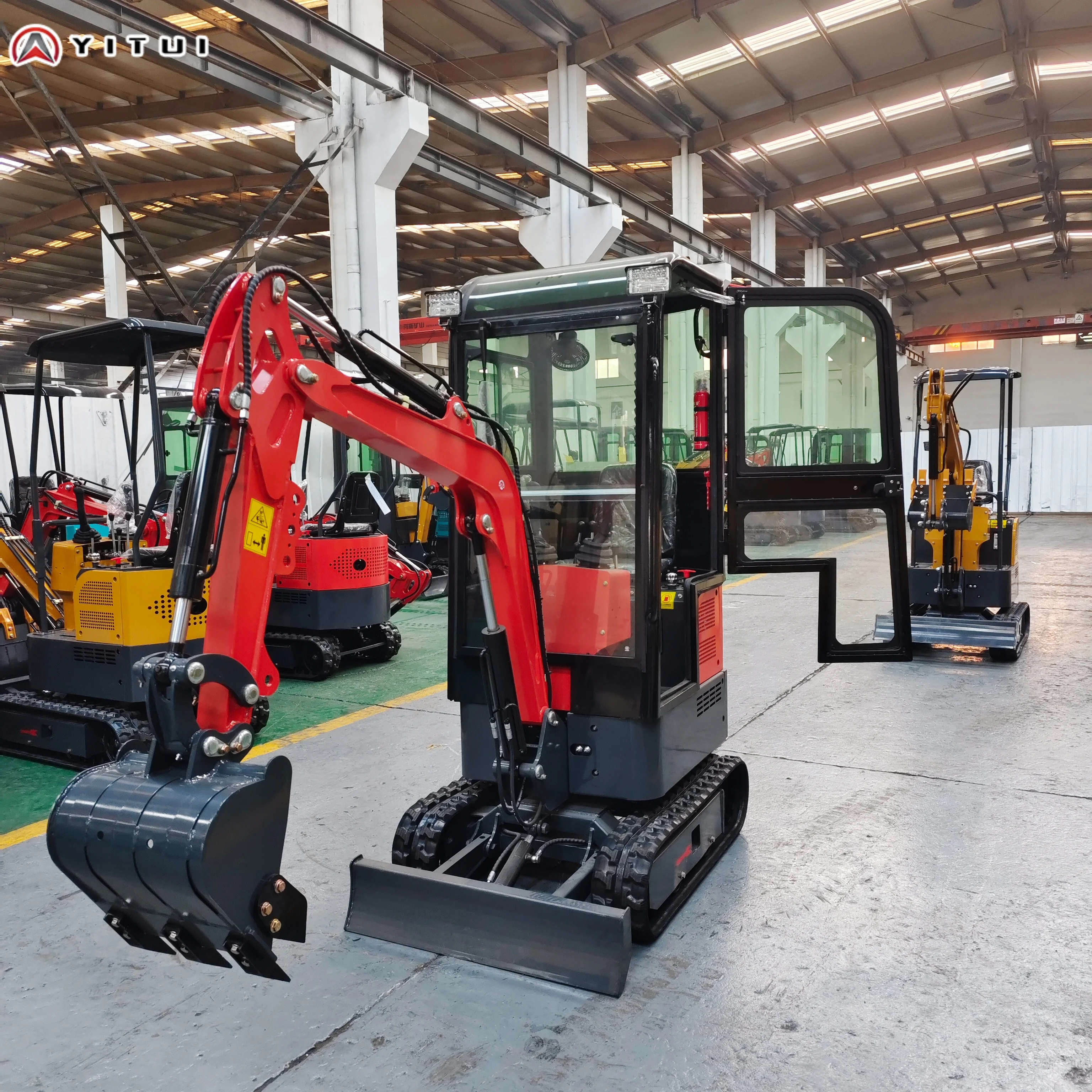 بيع منخفض بسعر 1.5 طن حفارات صغيرة مخصصة متعددة الوظائف محركات كوبوتا Ce Epa Euro 5 حفارات صغيرة