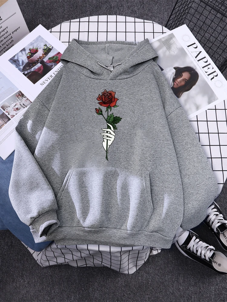 Hoody Personality With Rose In Hand Print Hoodie For Girls Fashion Streetwear Hoodies Women Fleece Harajuku Women\'S Sweatshirts