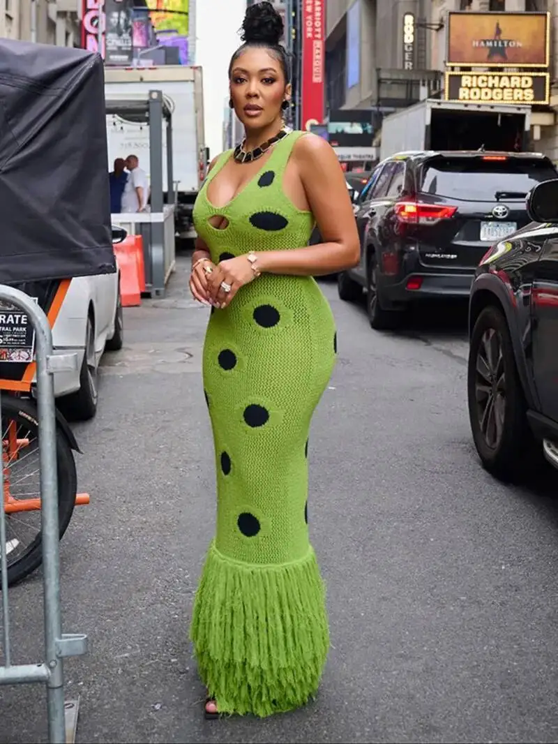 Women Sexy See Through Knitted Maxi Dress Hollow Out Deep Neck Pot Robes Tassel Hem Fork Party Vestidos New Lady Club Dress RS6G